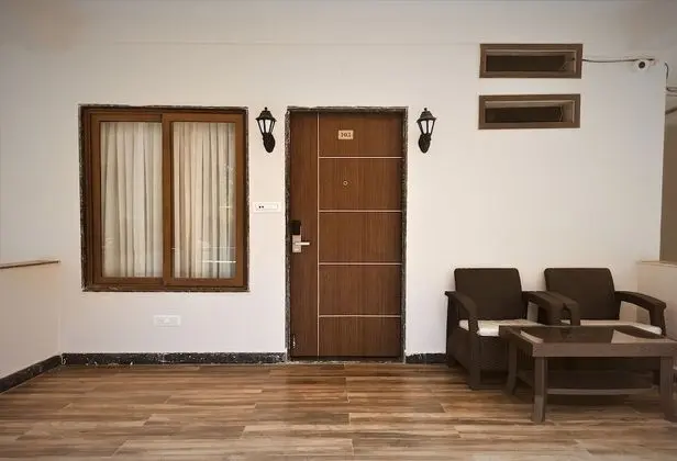 Premium King Room