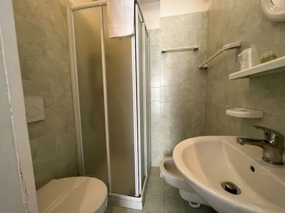 Standard Tek Büyük veya İki Ayrı Yataklı Oda