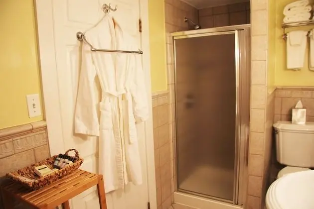 Standard Room 304 Main House