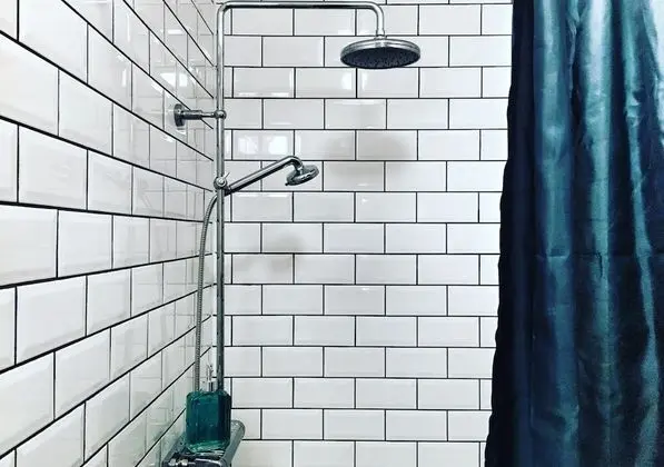 Economy Tek Kişilik Oda, Ortak Banyo