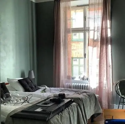Tek Büyük Yataklı Oda