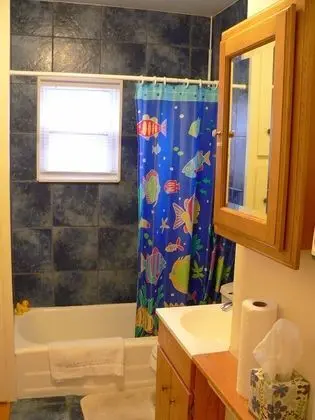 Economy Oda, Ortak Banyo
