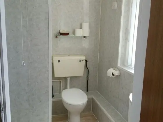 Tek Büyük Yataklı Oda, Banyolu/Duşlu