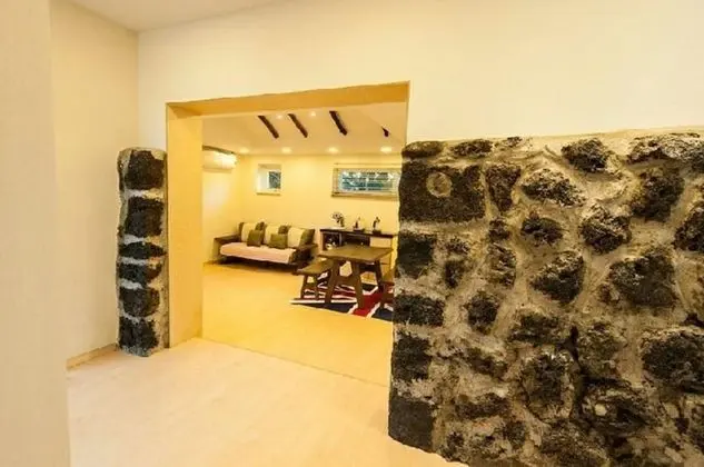 Ev (1 bed room)