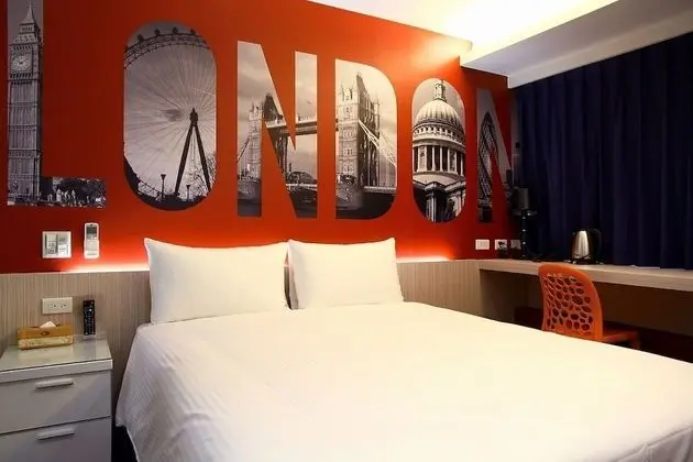 Deluxe Tek Büyük Yataklı Oda
