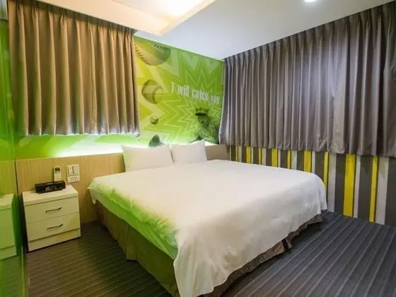 Deluxe Tek Büyük Yataklı Oda