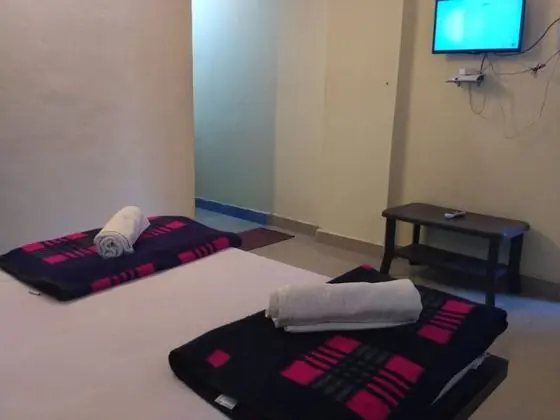 Standard Tek Büyük Yataklı Oda (Non AC)