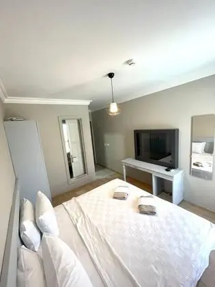 Standart Oda, Kara Manzaralı, Fransız Balkonlu