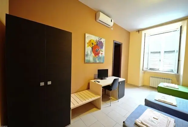 Classic Üç Kişilik Oda