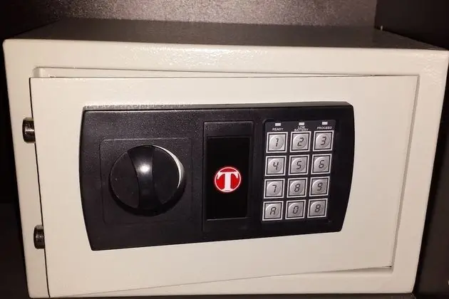 Classic Üç Kişilik Oda