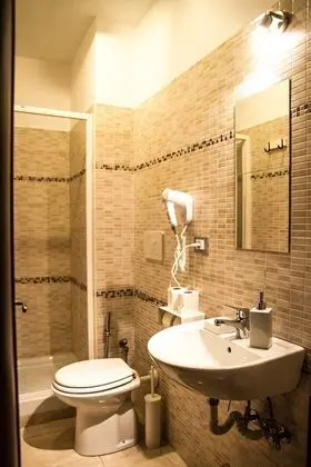 Classic Üç Kişilik Oda