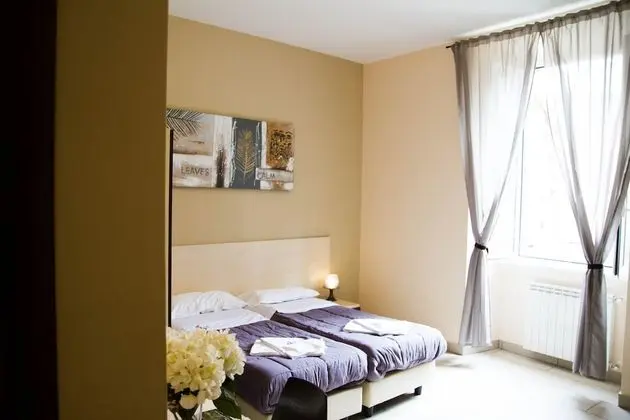 Tek Büyük veya İki Ayrı Yataklı Oda