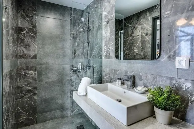 Tek Büyük veya İki Ayrı Yataklı Oda, Balkon (Large)