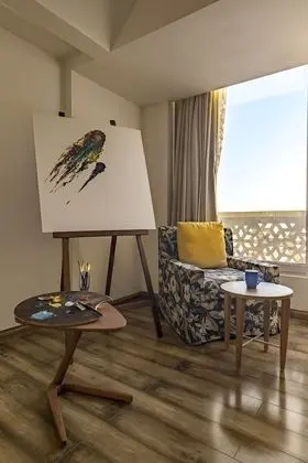 Süit, Küvet, Vadi Manzaralı