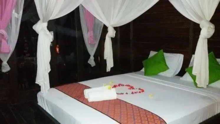 Bungalov (With Fan)