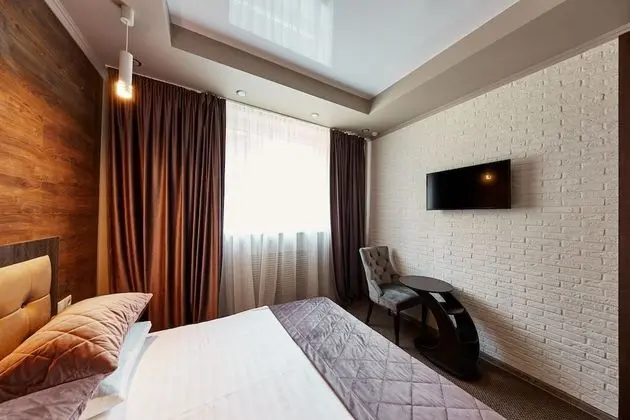 Standard Tek Büyük Yataklı Oda