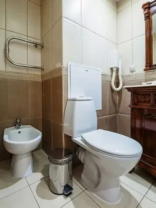 Business Tek Büyük veya İki Ayrı Yataklı Oda
