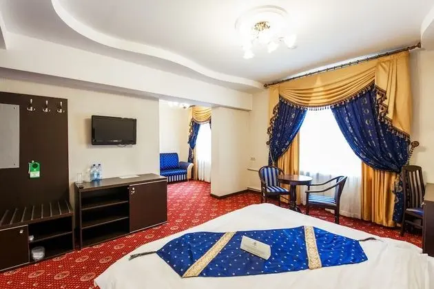 Deluxe Tek Büyük Yataklı Oda