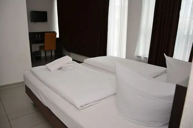 Standard Tek Büyük veya İki Ayrı Yataklı Oda