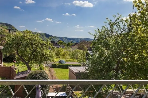 Standard Tek Büyük Yataklı Oda, 1 Yatak Odası, Balkon, Bahçe Manzaralı