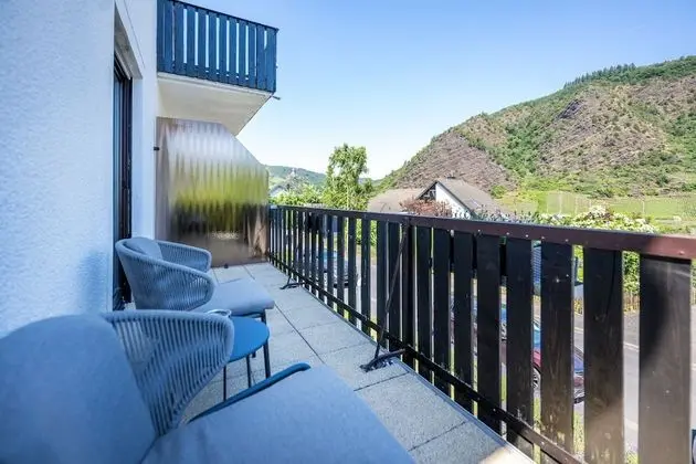 Comfort Tek Büyük Yataklı Oda, Ek Bina (Kabinet mit Balkon)
