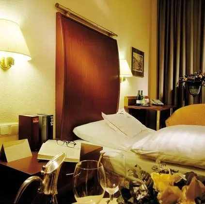Comfort Tek Büyük veya İki Ayrı Yataklı Oda, 1 Çift Kişilik veya 2 Tek Kişilik Yatak