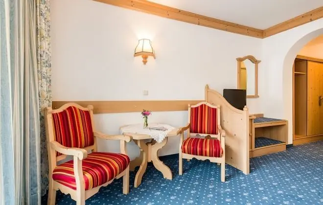 Classic Tek Büyük Yataklı Oda