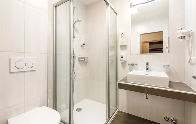 Classic Tek Büyük Yataklı Oda