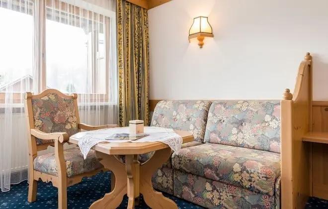 Comfort Tek Büyük Yataklı Oda, Balkon, Dağ Manzaralı