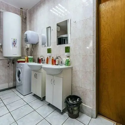 Ortak Ranzalı Oda, Sadece erkekler için (8 beds)