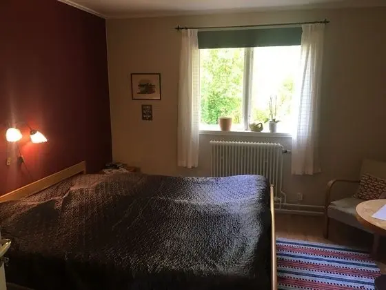 Tek Büyük Yataklı Oda, Ortak Banyo