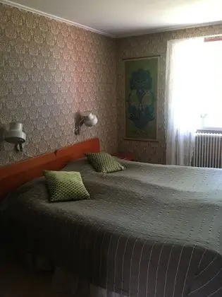 Tek Büyük Yataklı Oda, Ortak Banyo