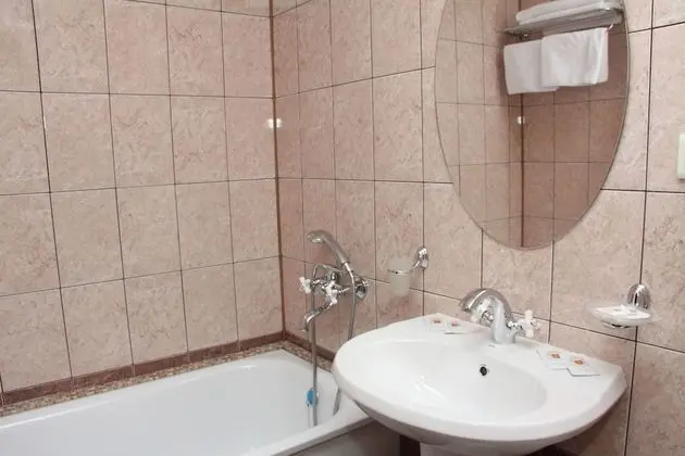 Standard Tek Büyük veya İki Ayrı Yataklı Oda