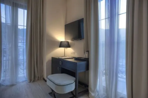 Deluxe Tek Büyük Yataklı Oda, 1 Yatak Odası, Balkon, Şehir Manzaralı