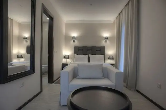 Deluxe Tek Büyük Yataklı Oda, 1 Yatak Odası, Balkon, Şehir Manzaralı