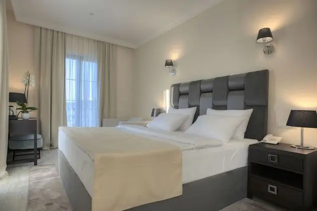 Standard Tek Büyük veya İki Ayrı Yataklı Oda, Balkon, Şehir Manzaralı