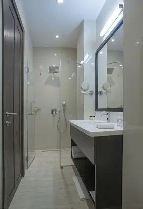 Standard Tek Büyük veya İki Ayrı Yataklı Oda, Balkon, Şehir Manzaralı