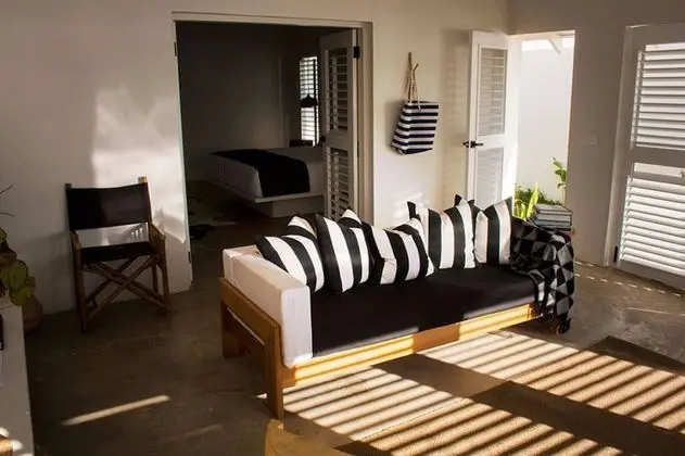 Deluxe Villa, 1 Yatak Odası, Havuz Manzaralı, Bahçeli