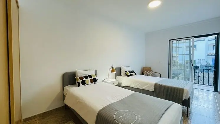 Ev, 3 Yatak Odası, Kişiye Özel Havuzlu, Havuz Manzaralı