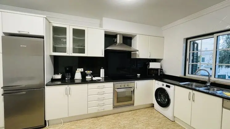 Ev, 3 Yatak Odası, Kişiye Özel Havuzlu, Havuz Manzaralı