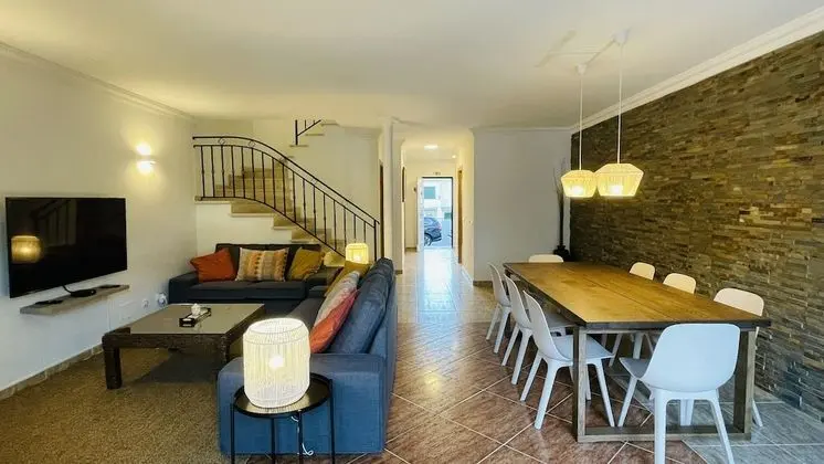 Ev, 3 Yatak Odası, Kişiye Özel Havuzlu, Havuz Manzaralı