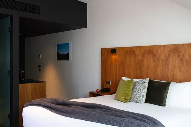 Premium Oda, 1 En Büyük (King) Boy Yatak (Grove Balcony)