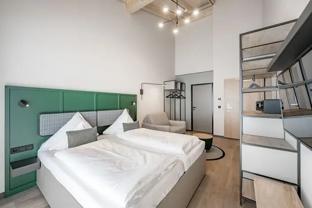 Deluxe Tek Büyük Yataklı Oda