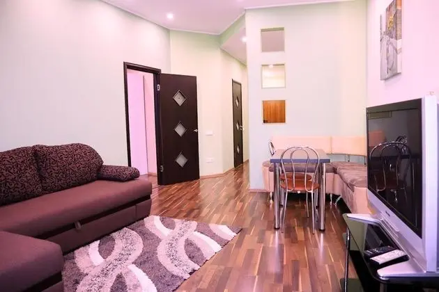 Comfort Apart Daire, 1 En Büyük (King) Boy Yatak ve Çekyat, Sigara İçilmez, Mutfak