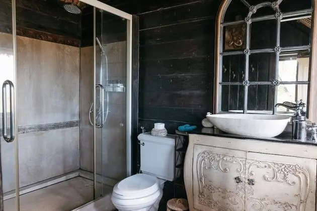 Superior Villa, 2 Yatak Odası, Kişiye Özel Havuzlu, Denize Sıfır