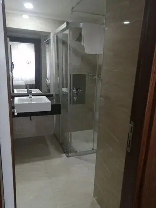 ÜÇ KİŞİLİK ODA