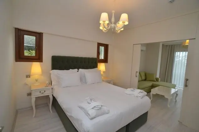 Suite,Göl Manzaralı
