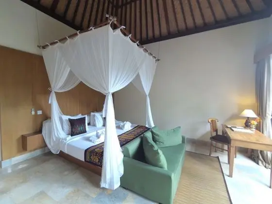 1 bed room pool villa