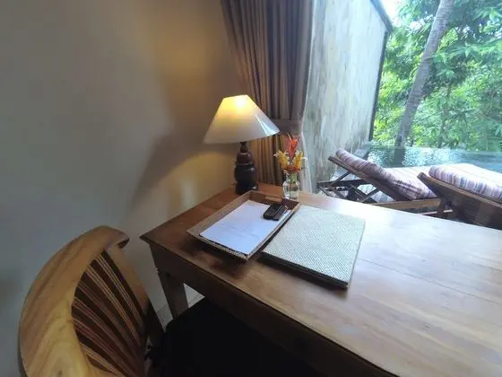 1 bed room pool villa