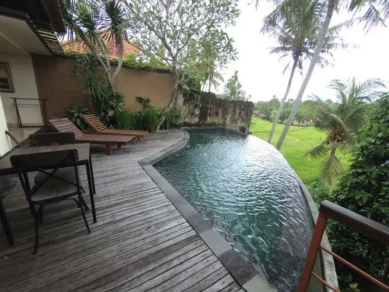 1 bed room pool villa